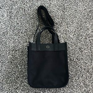 Lululemon Now and Always Tote